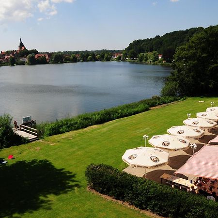 Seehotel Schwanenhof Мельн Экстерьер фото