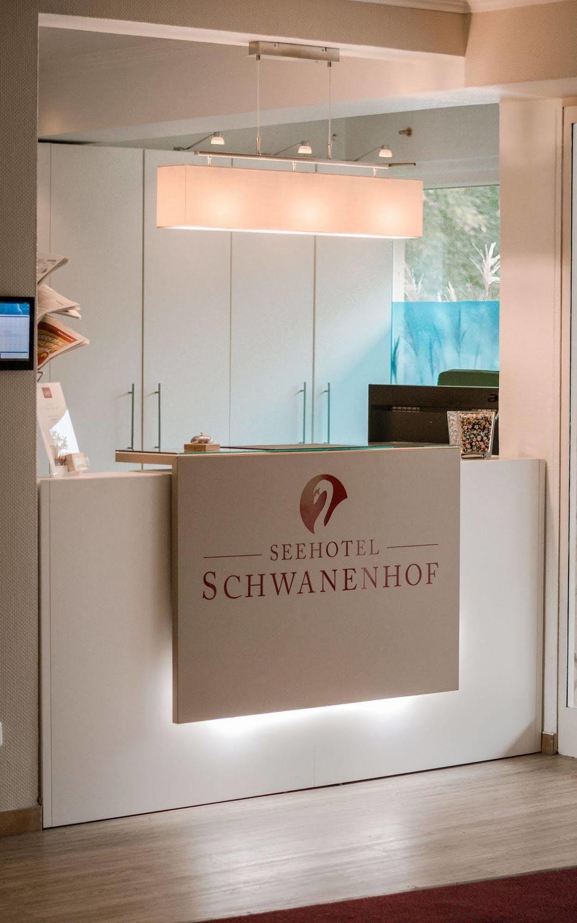 Seehotel Schwanenhof Мельн Интерьер фото